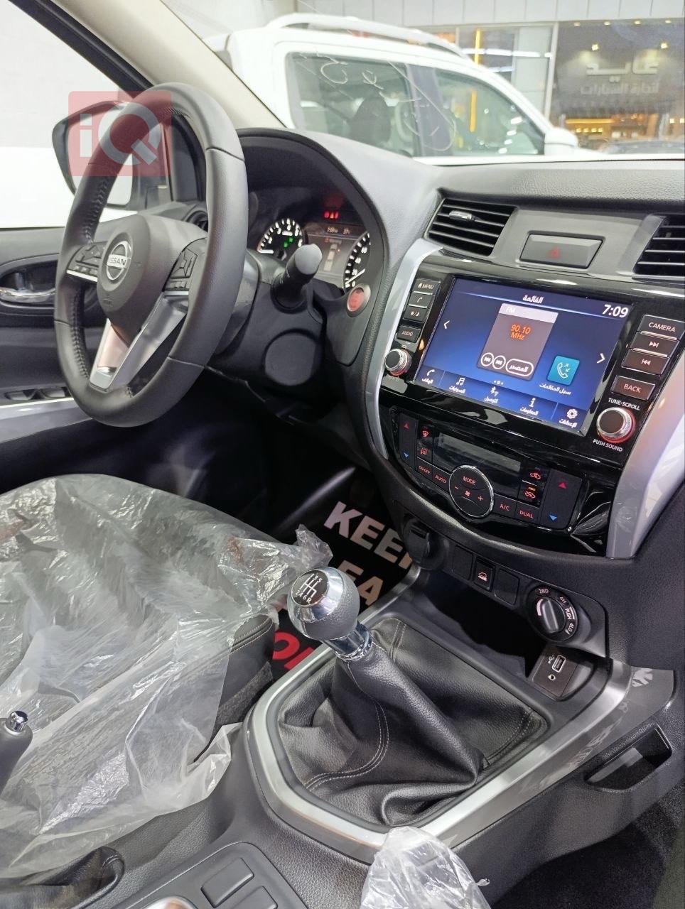 نيسان نافارا